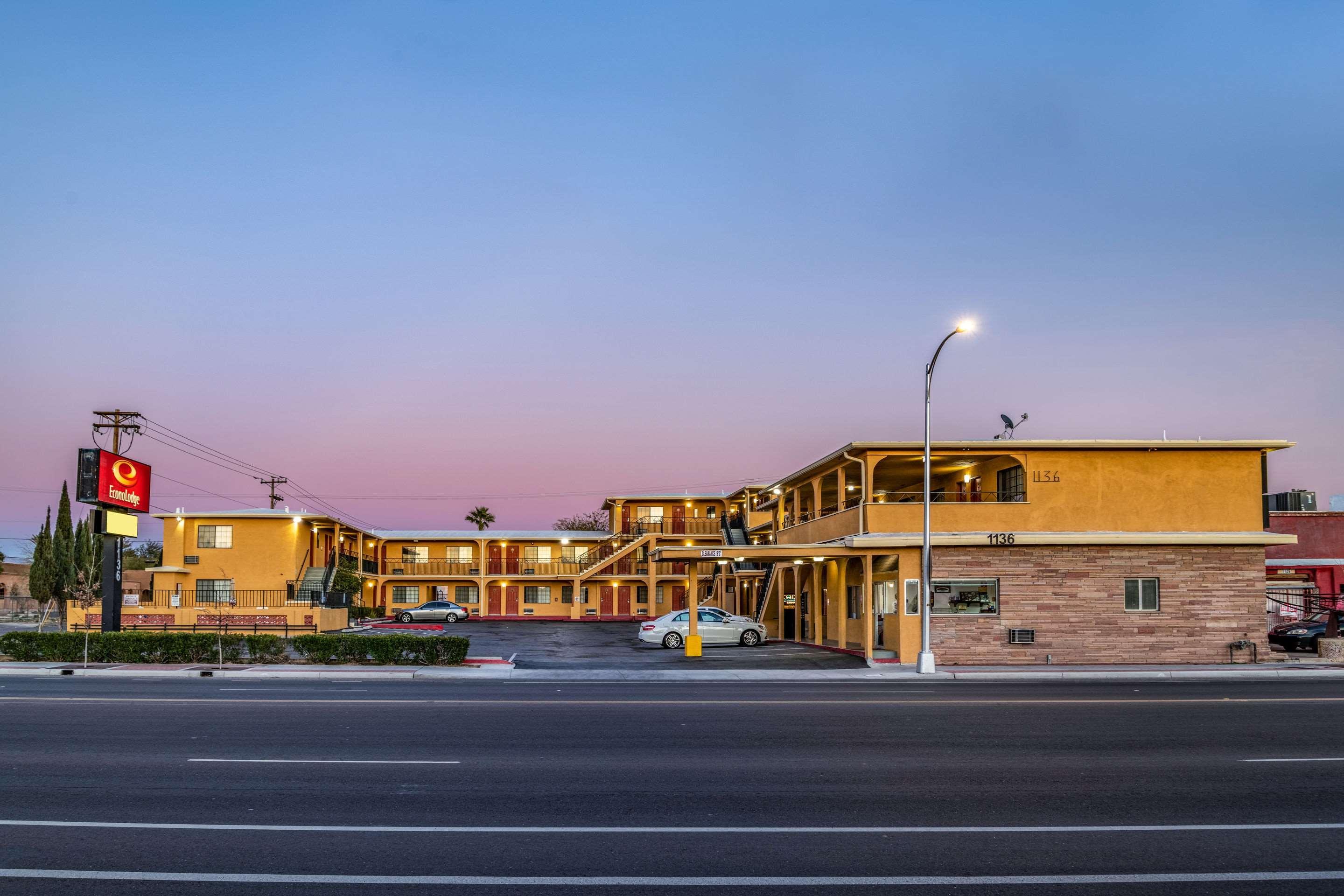 טוסון Econo Lodge University מראה חיצוני תמונה